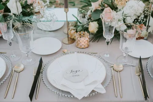 Le guide élégant de l’étiquette des couverts