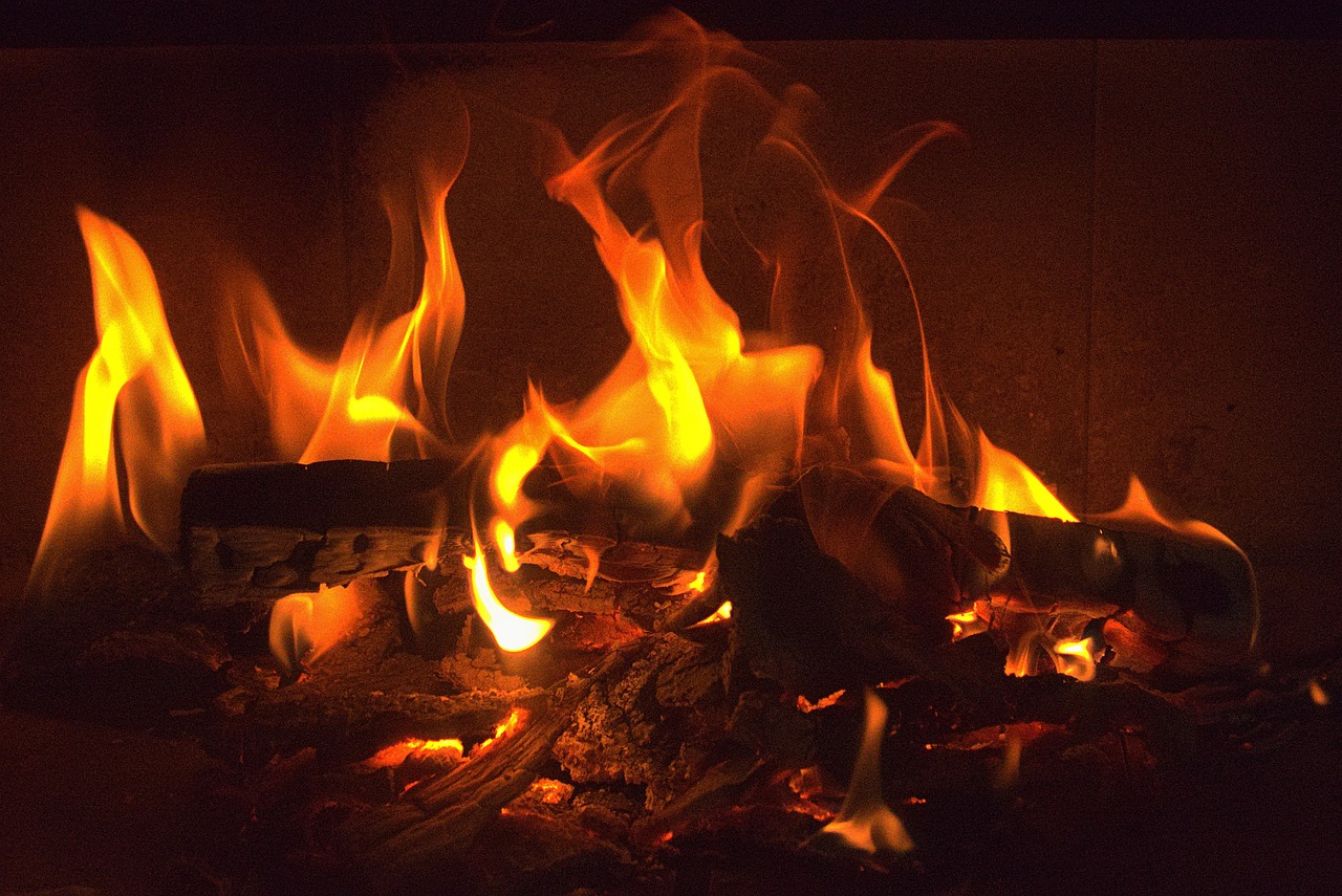 Quelle vitre pour insert de cheminée choisir ?