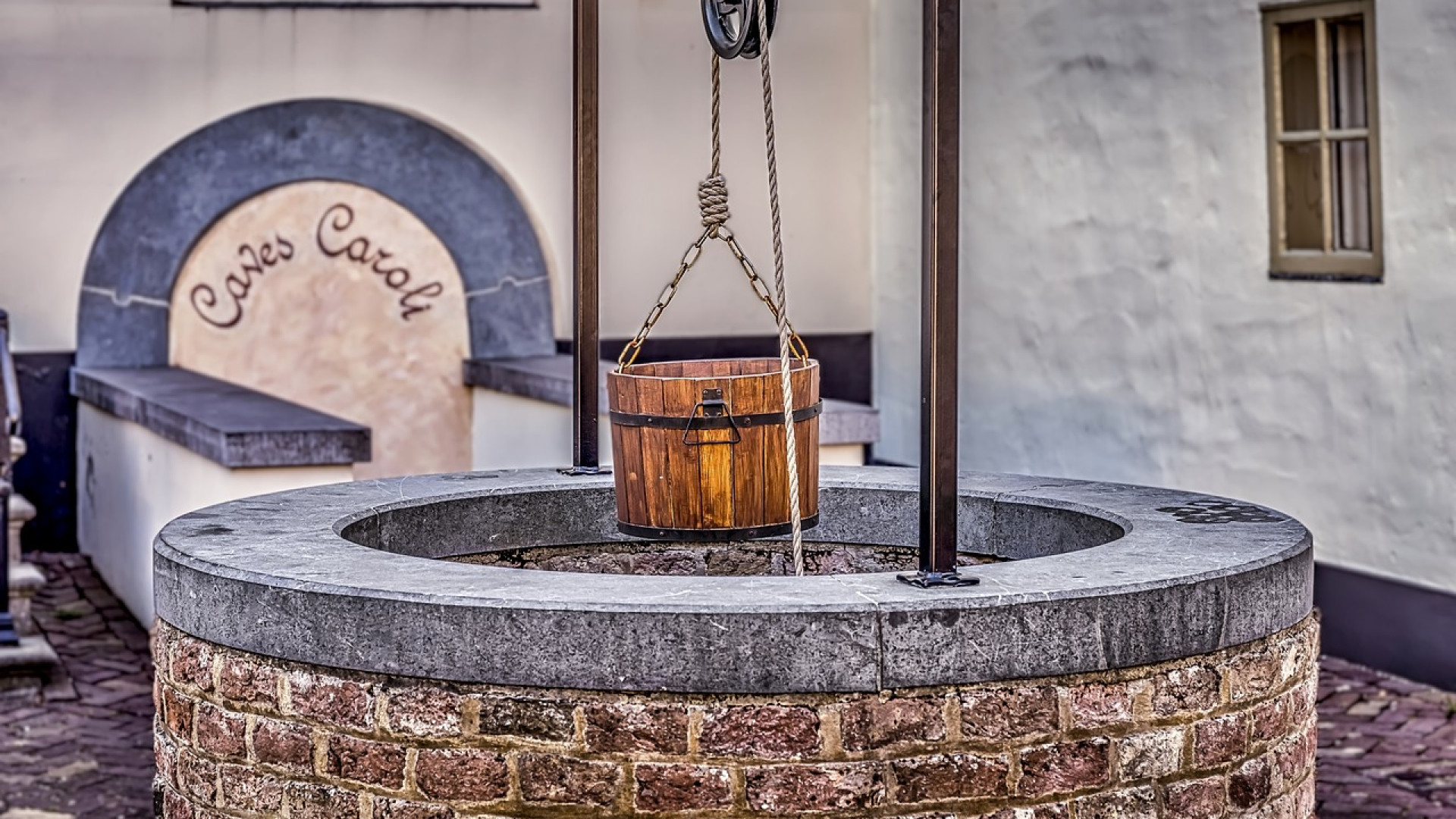 Une solution pratique pour pomper l’eau d’un puit