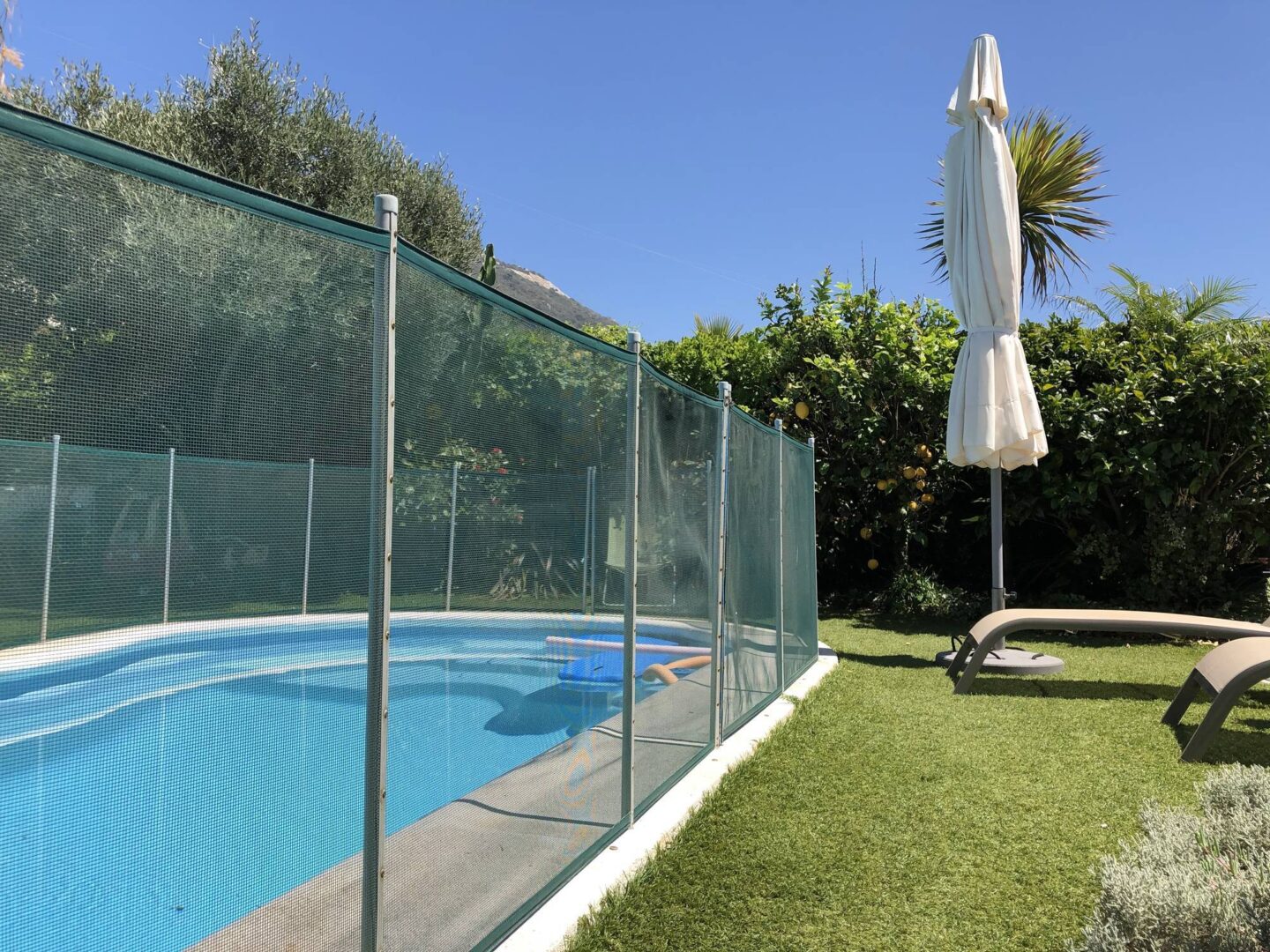 Barrière de piscine protection