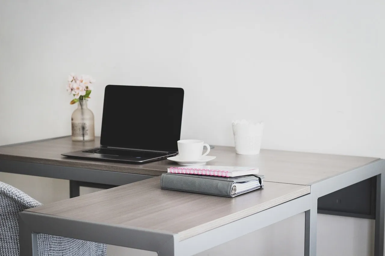 Trois types de bureau pour travailler avec style