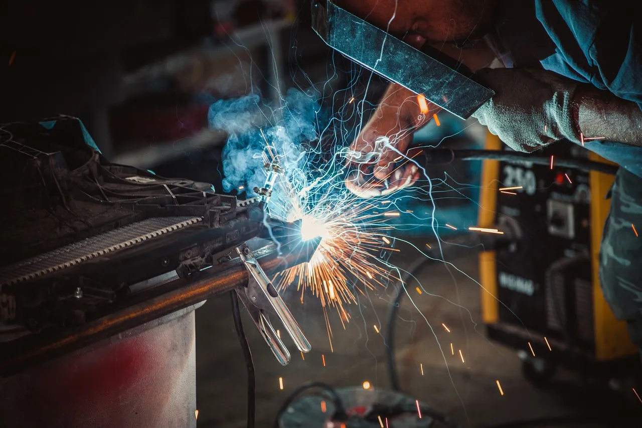 Le ferblantier : un artisan aux multiples talents
