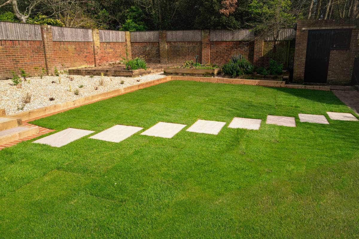 Comment faire de jolis accotements au jardin ?