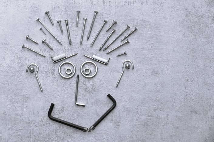 Retirer cheville molly : voici les meilleures astuces