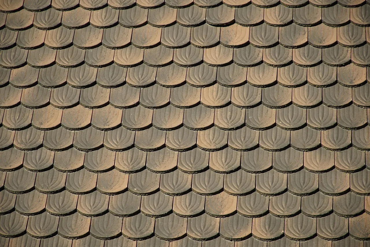La tuile gr13 : pourquoi elle embellit votre maison ?