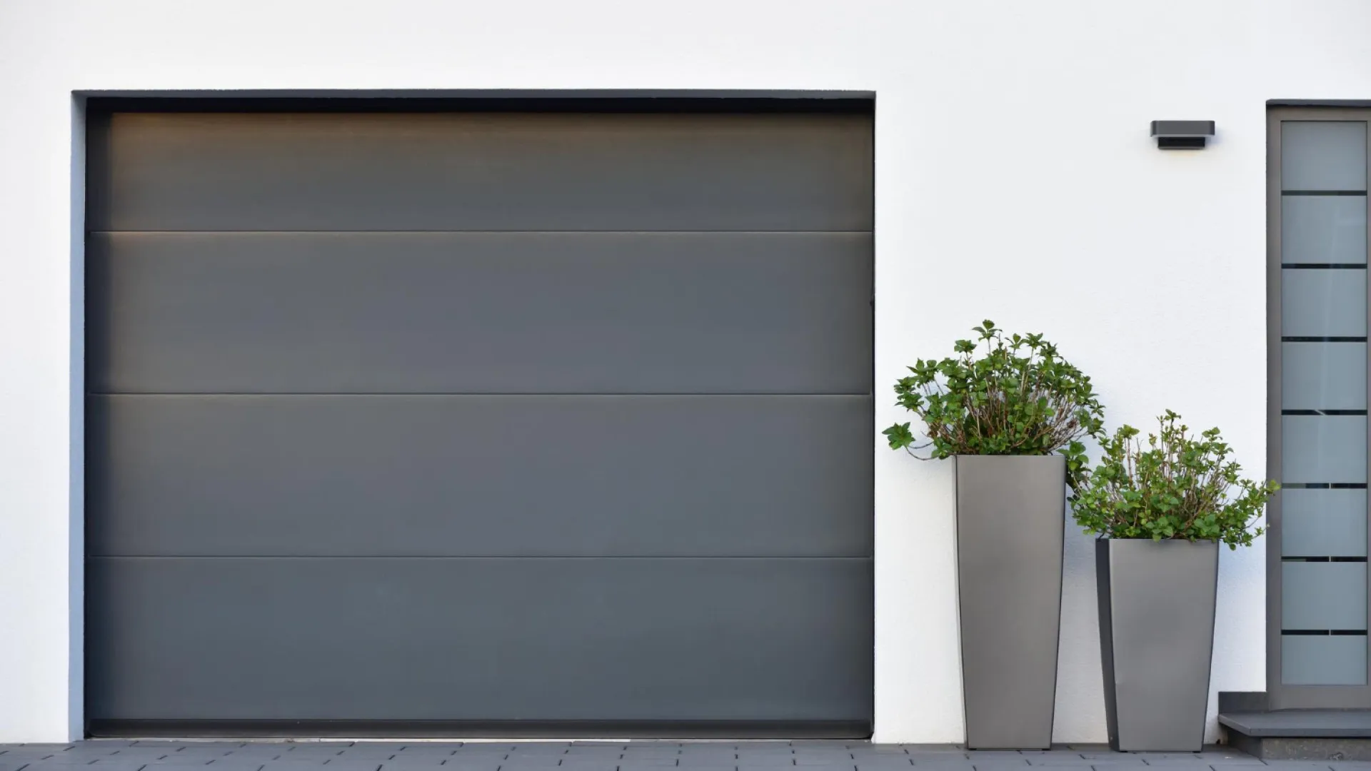 Quels sont les différents styles de porte de garage ?