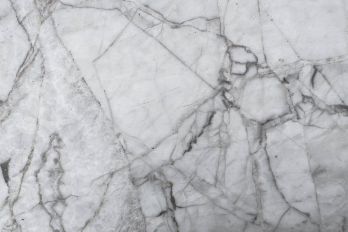 Quelle finition pour un carrelage en pierre naturelle?