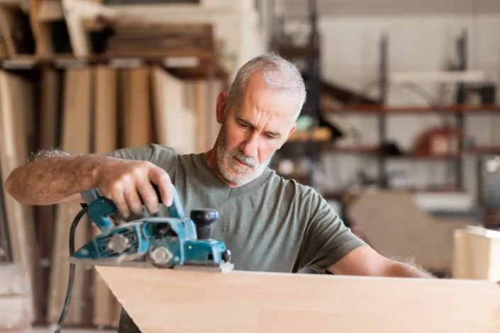 Rénovation et réparation : stop au bricolage chronophage !