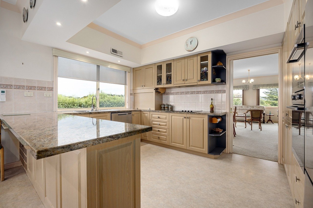 Comment fonctionne la caution solidaire en immobilier ?