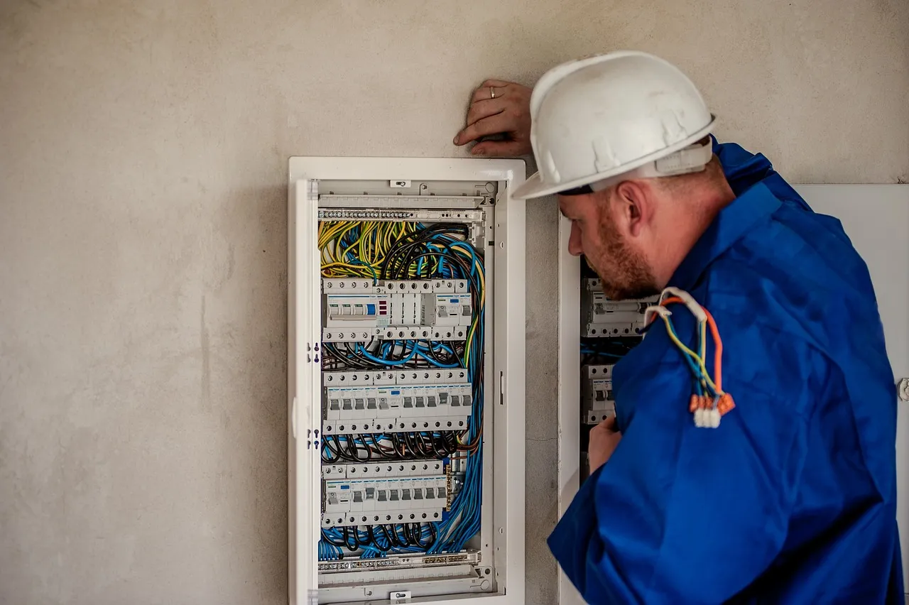 Obligation d’assurance décennale pour les électriciens