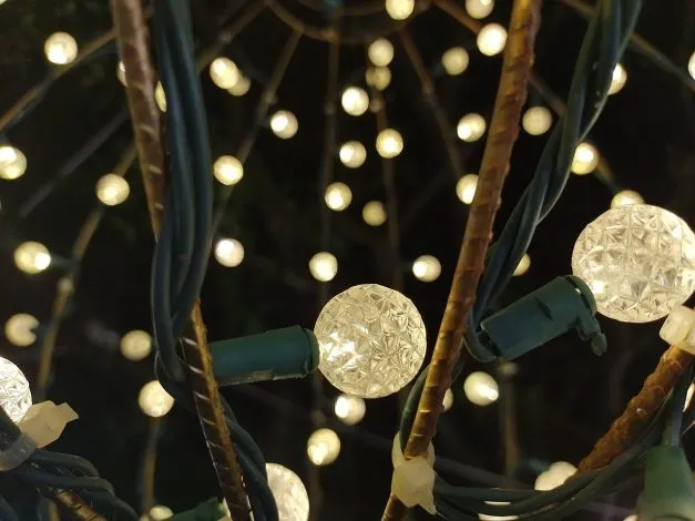 Sublimez vos pièces de vie avec des guirlandes lumineuses!