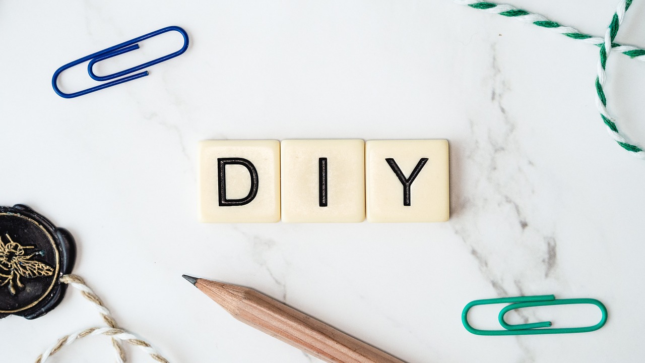5 astuces essentielles pour poser du mastic vitrier chez vous