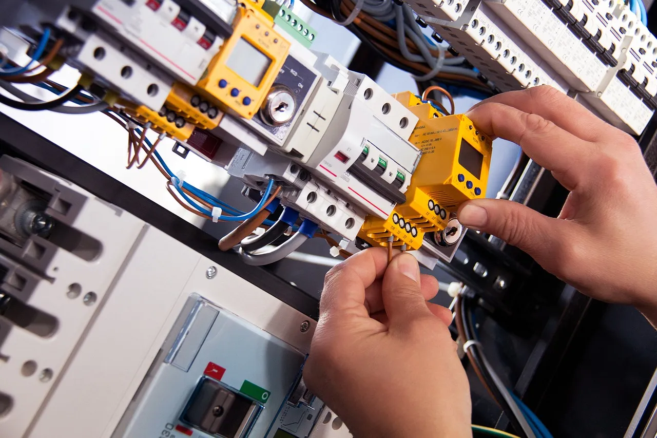 Assurer la sécurité des installations électriques à la maison