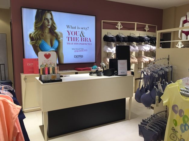 Un aménagement commercial avec des équipements uniques et design