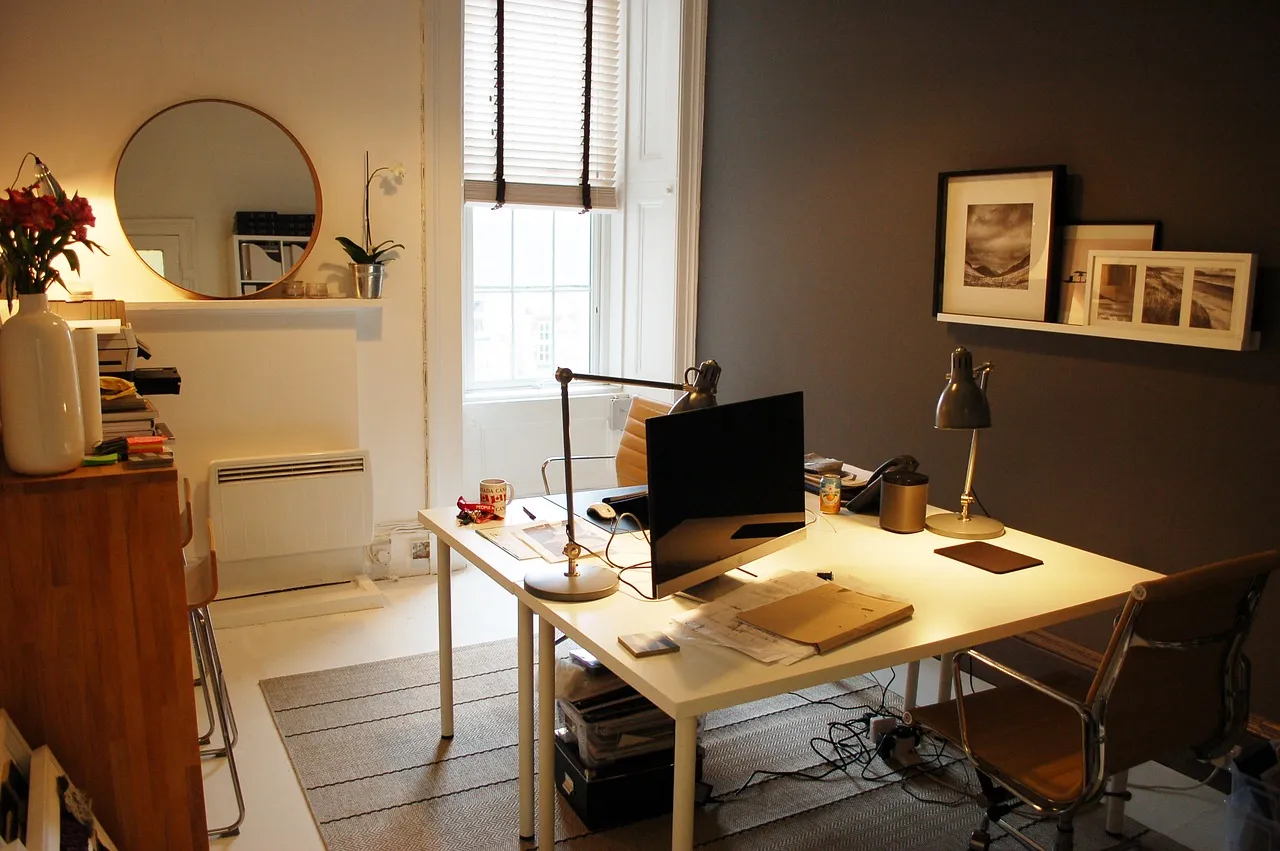 Quelques astuces pratiques pour bien choisir son bureau compact