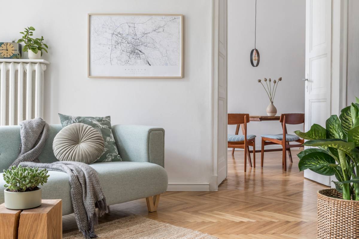 Astuces déco pour ajouter du caractère dans un intérieur neutre