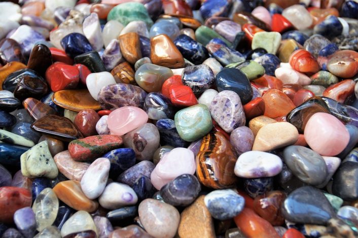 Pourquoi choisir la pierre naturelle pour son intérieur de maison ?