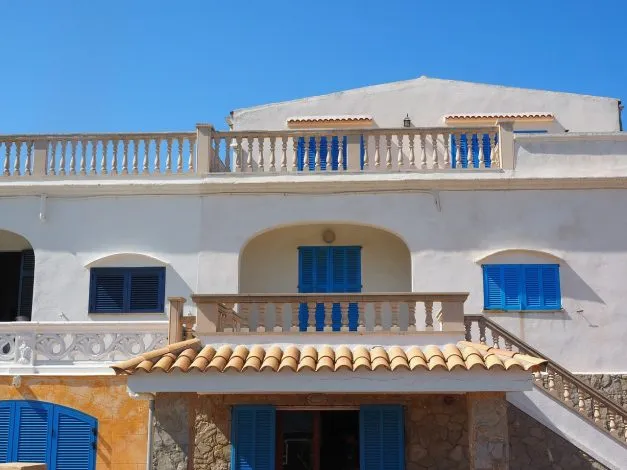 Besoin d’un artisan pour la construction de votre toiture terrasse ?