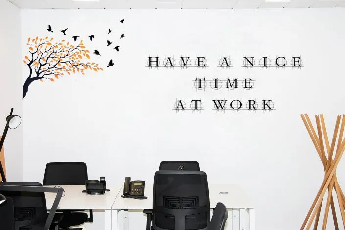 Les astuces pour aménager un bureau open space convivial et professionnel