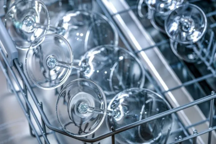 Comment bien choisir le lave-vaisselle lors de l’aménagement de la cuisine ?