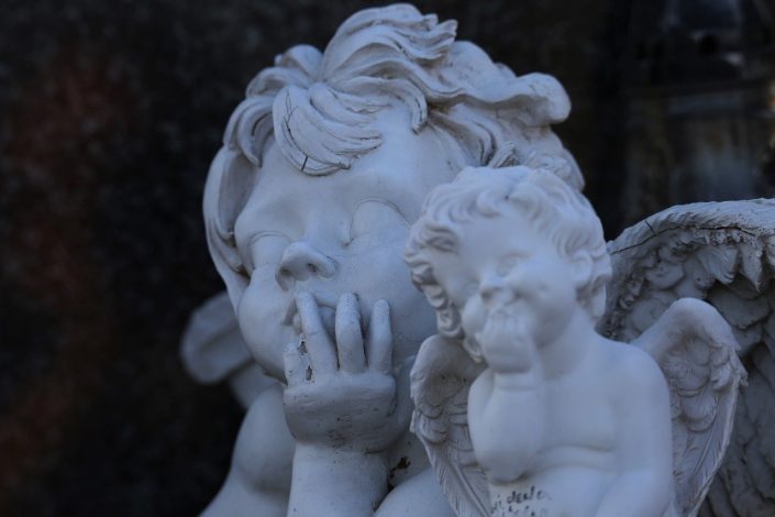 Comment sublimer sa décoration grâce à des sculptures et des statues design?