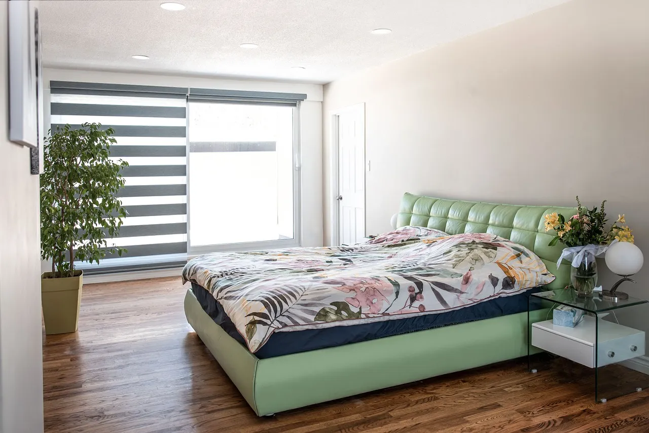 Rendre votre maison plus confortable grâce aux stores pour fenêtres de toit
