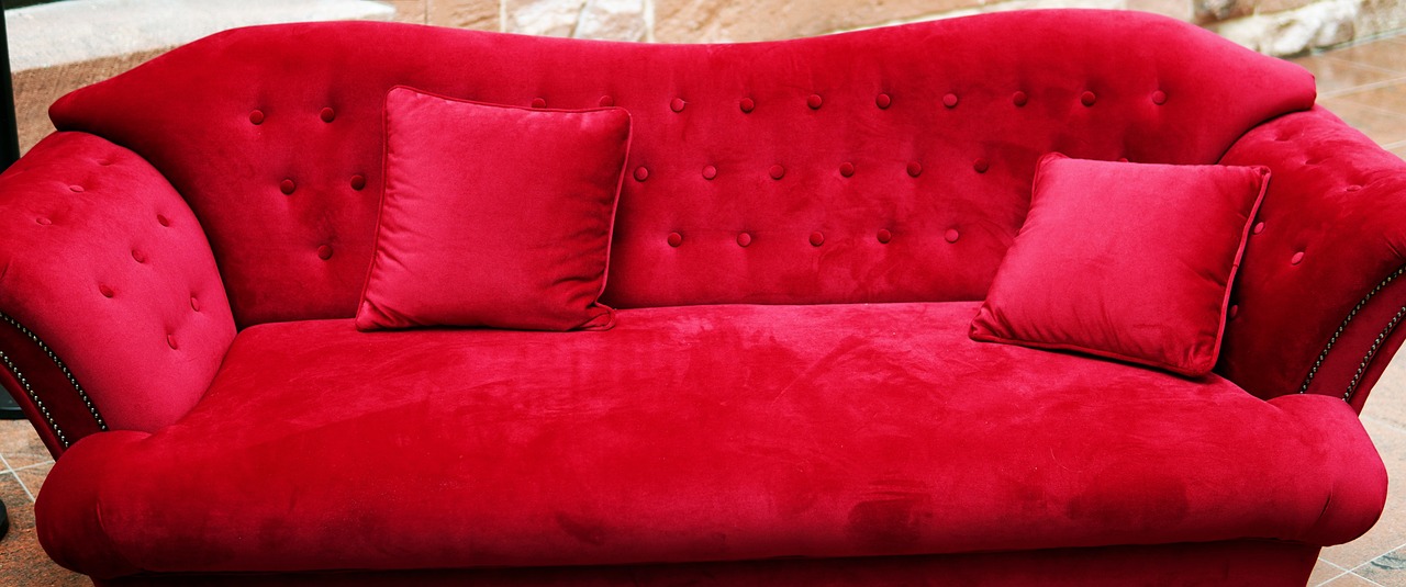 La nouvelle gamme de canapés Loop : design pop et confort ultime chez XXL MAISON