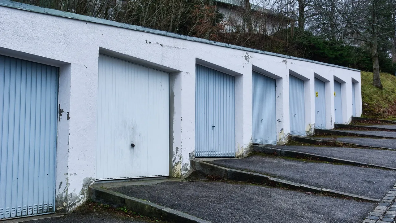 Les pannes courantes d’une porte de garage : comment les identifier et les résoudre