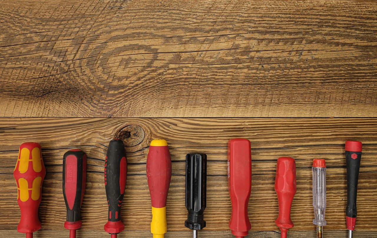 L’entretien : quels gestes simples prolongent la durée de vie de vos outils de bricolage ?