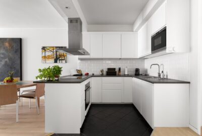 Découvrez_les_avantages_des_cuisines_sur_mesure