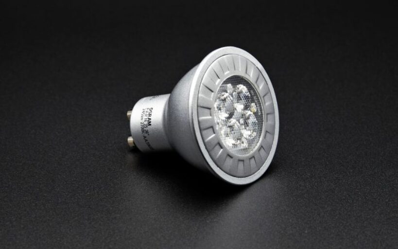 Les_nombreux_avantages_d_opter_pour_un_spot_LED