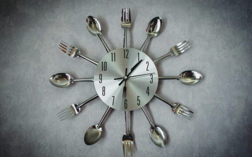 Les_avantages_d’une_horloge_muraleet_son_entretien