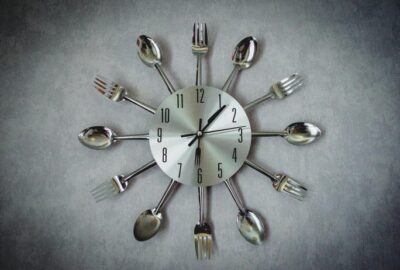 Les_avantages_d’une_horloge_muraleet_son_entretien