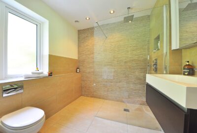 Les_idées_de_rénovation_de_salle_de_bain_des_pros
