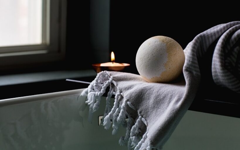 Les_spas_4_places_pas_chers_existent_ils_vraiment?
