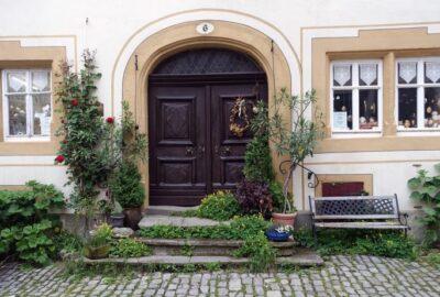 20_façons_simples_de_relooker_votre_porte_d_entrée