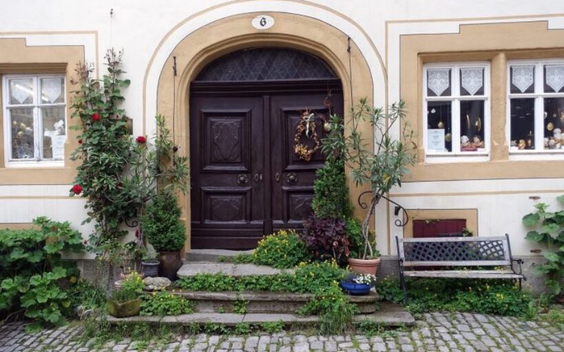 20_façons_simples_de_relooker_votre_porte_d_entrée