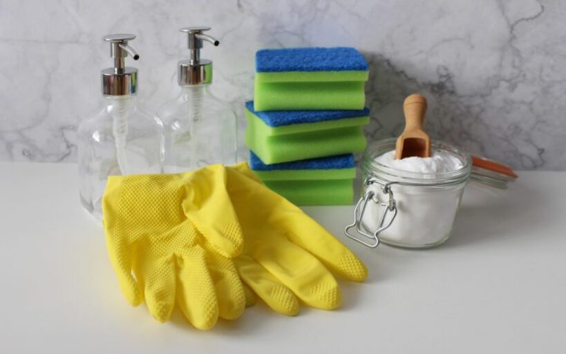 Cinq_produits_pour_relooker_votre_seau_de_nettoyage_!