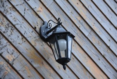 Comment_choisir_un_bardage_en_bois_extérieur_durable_?