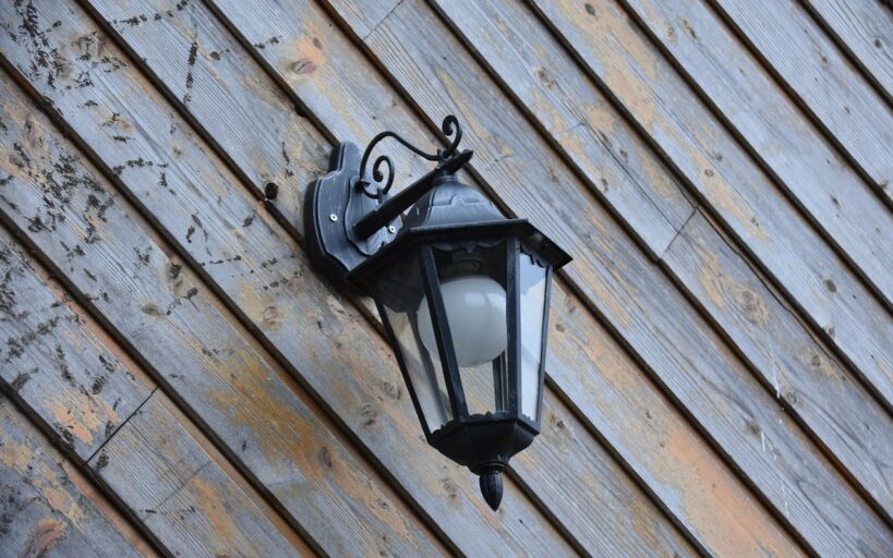 Comment_choisir_un_bardage_en_bois_extérieur_durable_?