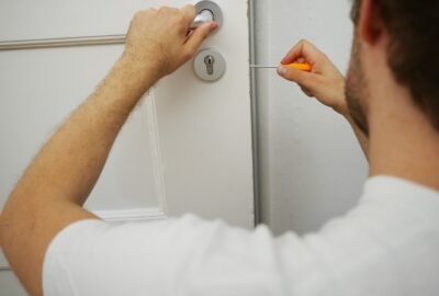 Comment choisir un serrurier d'urgence à Annecy fiable ?