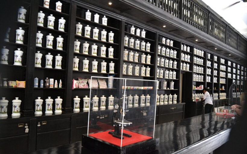 L’importance_des_comptoirs_de_pharmacie_dans_l’agencement
