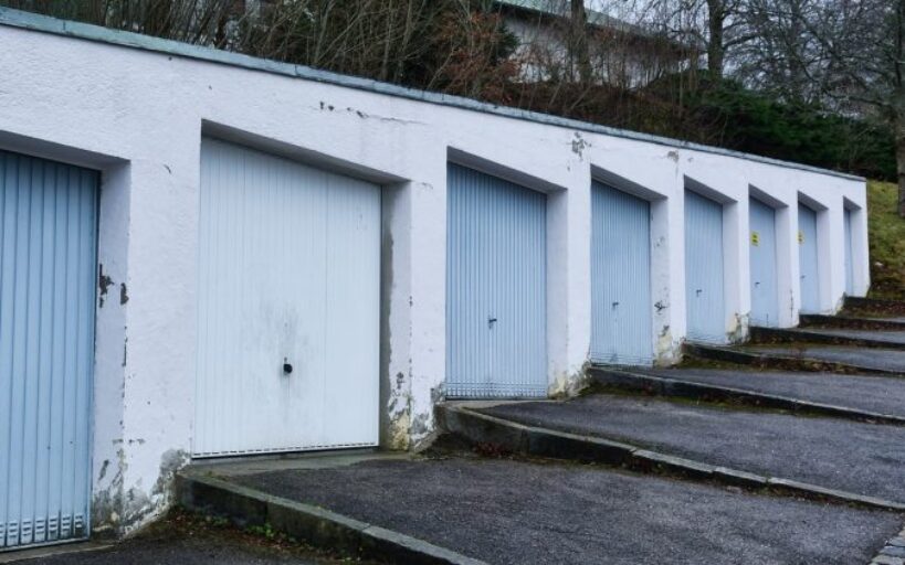 Self_stockage_et_garde_meuble:_pour_quelle_solution_opter?