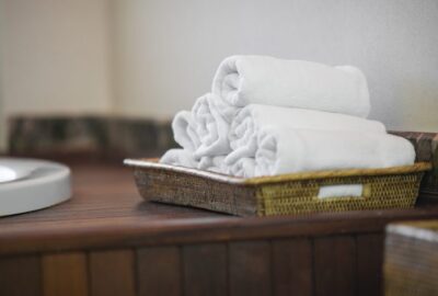 Conseils_pour_aménager_votre_salle_de_bains_avec_du_teck_!