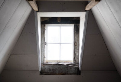 Comment entamer des travaux de rénovation dans les combles ?