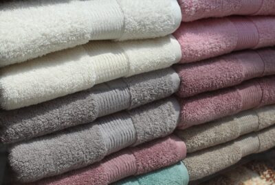 La_serviette_de_bain_de_luxe_qui_manque_à_votre_salle_de_bains_