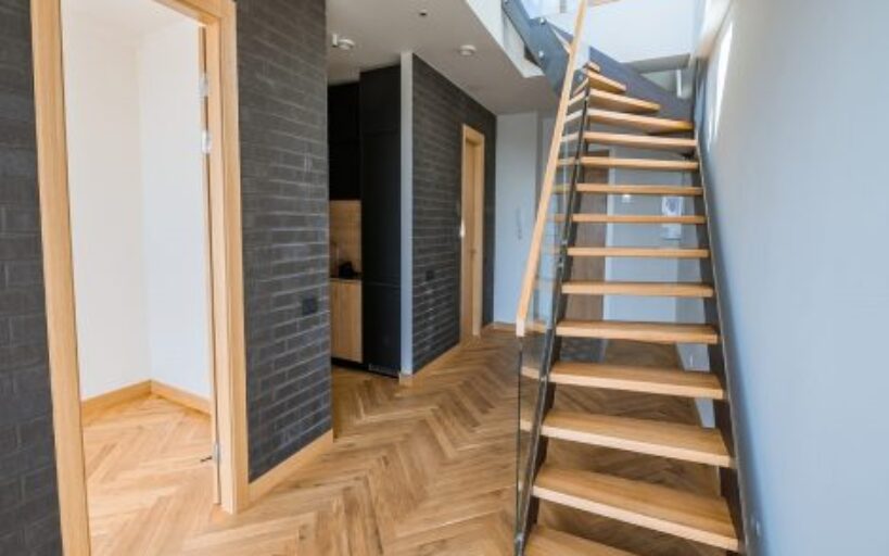 Protection_invisible_pour_parquet_:_vitrificateur_bois_ultra_mat