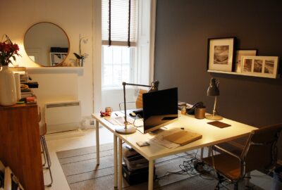 Quelques_astuces_pratiques_pour_bien_choisir_son_bureau_compact
