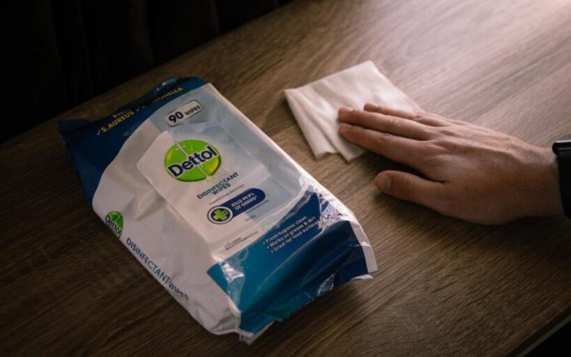 Solution_de_lingettes_nettoyantes_maison_pour_un_nettoyage_rapide