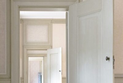 Obtenez_un_superbe_look_design_en_peignant_vos_portes_intérieures_!